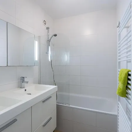 With Sea View And Two Terraces Appartement *